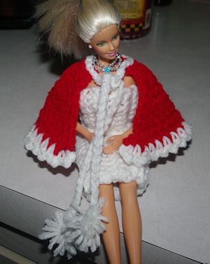 Fashion Doll Christmas Cape & Ribbed Tube Dress Free Crochet Pattern