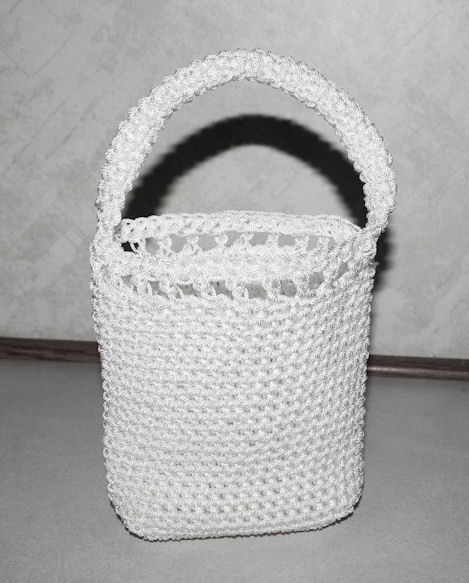 Nylon Mini Tote Free Crochet Pattern